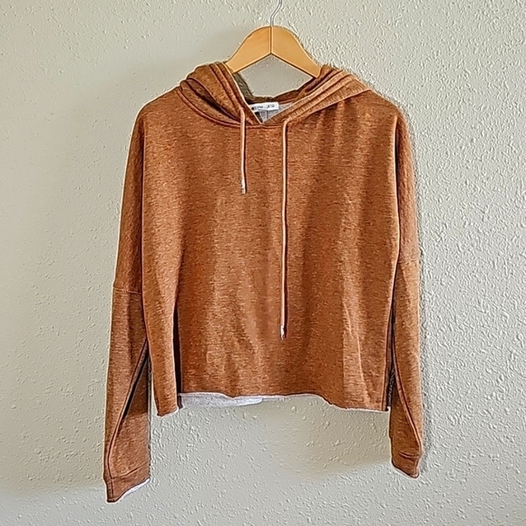 Whiteroom and Cactus Hoddie - Picture 1 of 6
